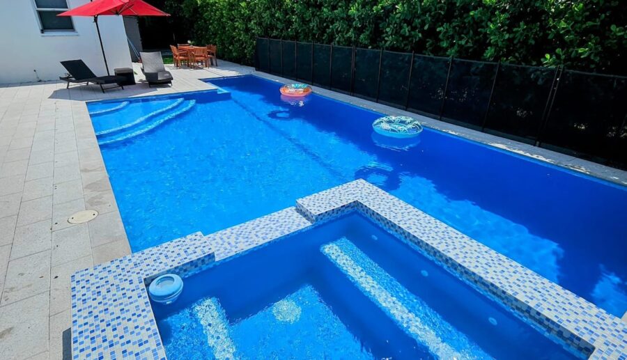 swimming pool
